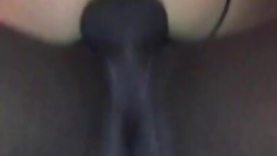 Coppia filmata da un guardone nascosto tra i cespugli con una telecamera filmini porno gay italiani voyeur
