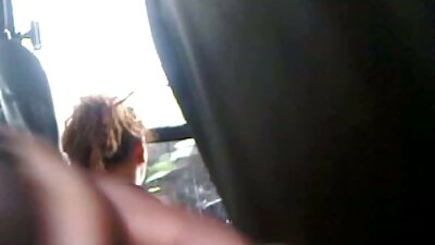 Moglie che prova la sua nuova maschera per succhiare il cazzo videoporno gay italiani